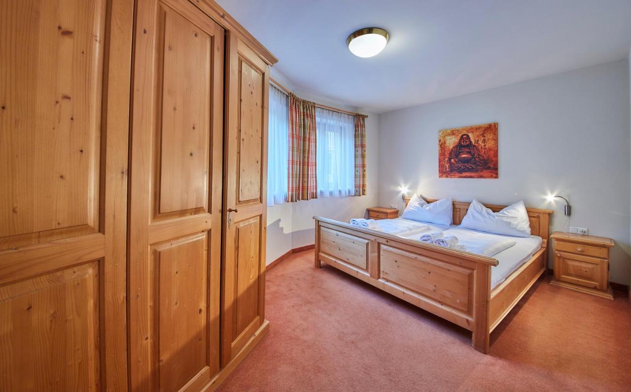 Appartements Hollandia Заалбах-Хинтерглем Екстериор снимка